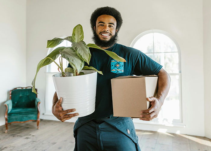 30 Men Come Vent To This Thread About Things That Bother Them But They Don’t Talk About