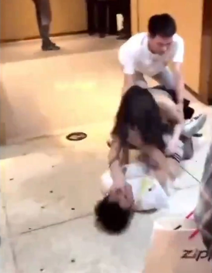 Trans Woman Responds To Man&rsquo;s Mockery With Beating Before Posting Anti-Violence Message