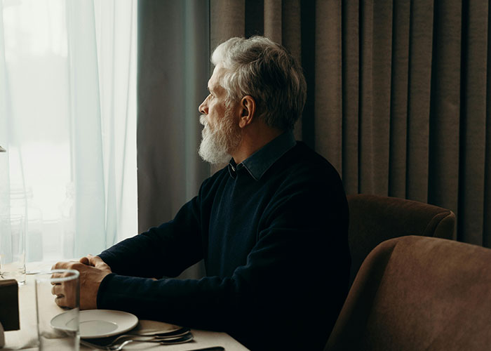 30 People Share Their Shocking Experiences With The Ultra-Rich