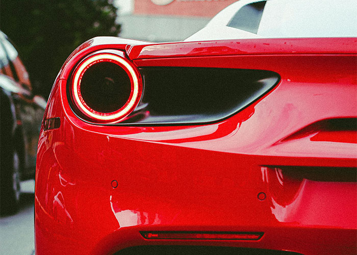 30 People Share Their Shocking Experiences With The Ultra-Rich