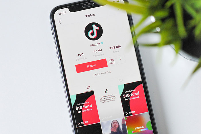 35 Strange, Dangerous And Simply Silly Trends That Had No Reason To Be Created