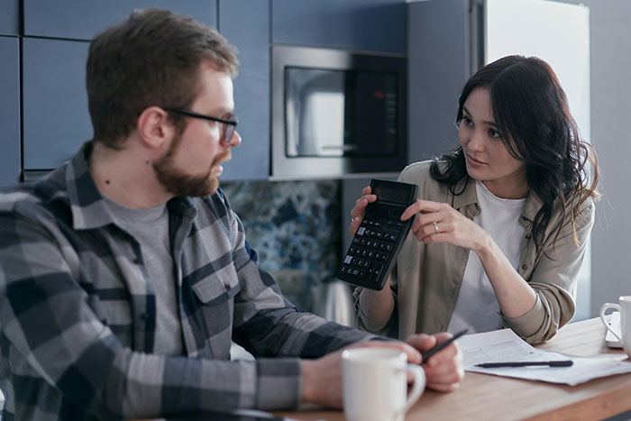 “I’m Sick And Tired”: Woman Fed Up With Frugal Husband Just Wants To Enjoy Her Salary Herself “I’m Sick And Tired”: Woman Fed Up With Frugal Husband Just Wants To Enjoy Her Salary Herself