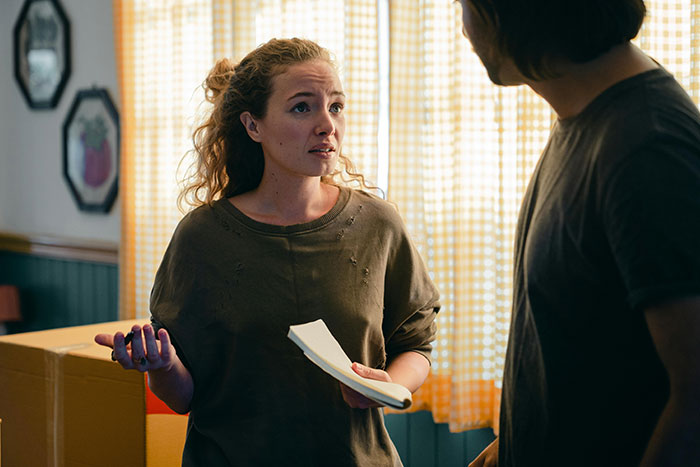 “I’m Sick And Tired”: Woman Fed Up With Frugal Husband Just Wants To Enjoy Her Salary Herself “I’m Sick And Tired”: Woman Fed Up With Frugal Husband Just Wants To Enjoy Her Salary Herself