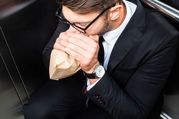 “He Was Being A Baby”: Woman Refuses To Accommodate Dog-Phobic Neighbor, Gets Called Out “He Was Being A Baby”: Woman Refuses To Accommodate Dog-Phobic Neighbor, Gets Called Out