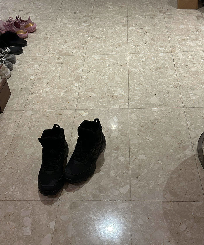 My Husband Chooses To Leave His Shoes Right In The Middle Of The Entryway Every Single Time, He Does Put Them In Place After I Remind Him A Few Times