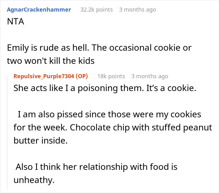 Reddit comments discussing conflict over homemade cookies and babysitting issues. Reddit comments discussing conflict over homemade cookies and babysitting issues.