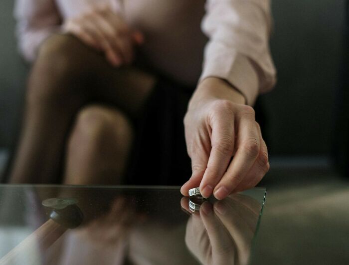 “I Hope They Never Find Out”: 50 Secrets That Parents Swear They’ll Never Tell Their Kids