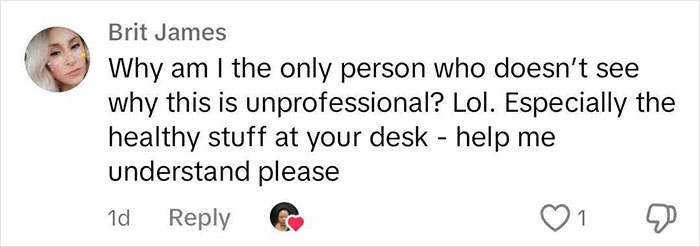 Woman&rsquo;s Boss Doesn&rsquo;t Think Her &ldquo;Quirky&rdquo; OOO Emails Are Appropriate, People Tend To Agree