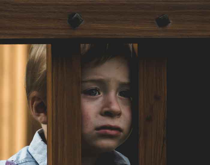 “She Thought Our Home Life Was Insane”: 30 People Share Their Weirdest Childhood Home Rules