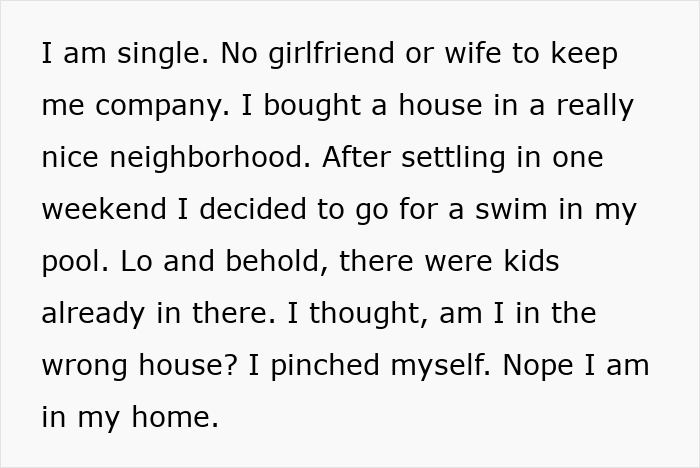 Guy Gets Bulldog To Keep Kids Away From Using His Pool Without Permission, Plan Works Beautifully Guy Gets Bulldog To Keep Kids Away From Using His Pool Without Permission, Plan Works Beautifully