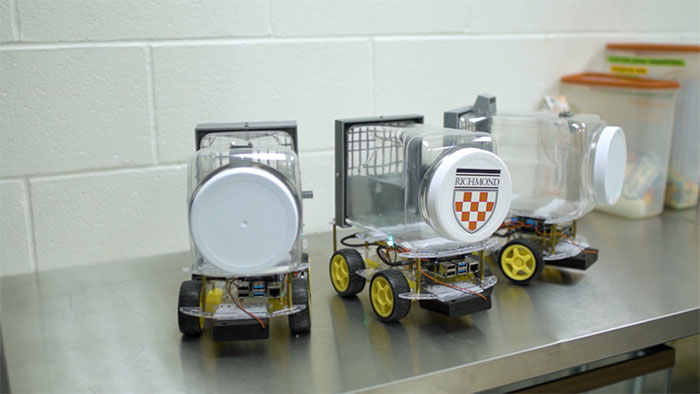 Rats Who Were Taught To Drive Enjoy Going For Rides, Rev The Engine As Soon As They Get In Rats Who Were Taught To Drive Enjoy Going For Rides, Rev The Engine As Soon As They Get In