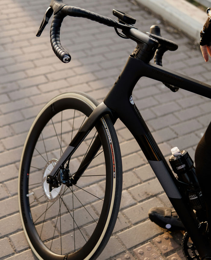 Wife Gives Hubby Thoughtful Present After Accident, He Doesn&rsquo;t Like It And Asks For Cash Instead