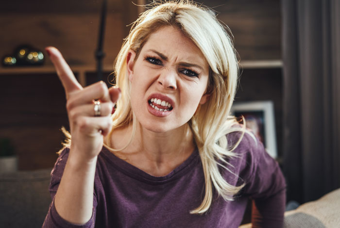 &ldquo;That Pool Is A Waste On Just The Two Of You&rdquo;: Neighbors Drown Karen&rsquo;s Free Pool Dreams