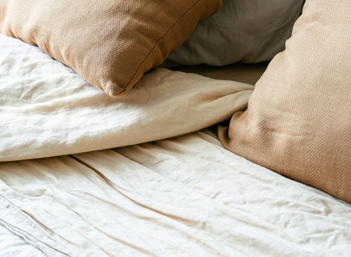 30 Hotel Workers Expose The Worst Guest Behavior They’ve Had The Displeasure Of Witnessing