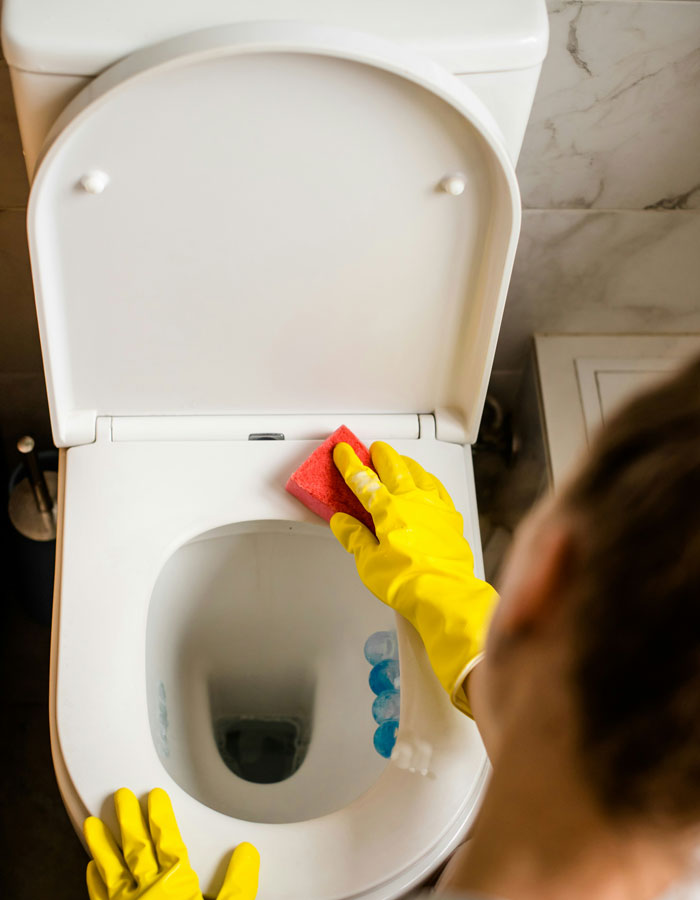 30 Hotel Workers Expose The Worst Guest Behavior They’ve Had The Displeasure Of Witnessing