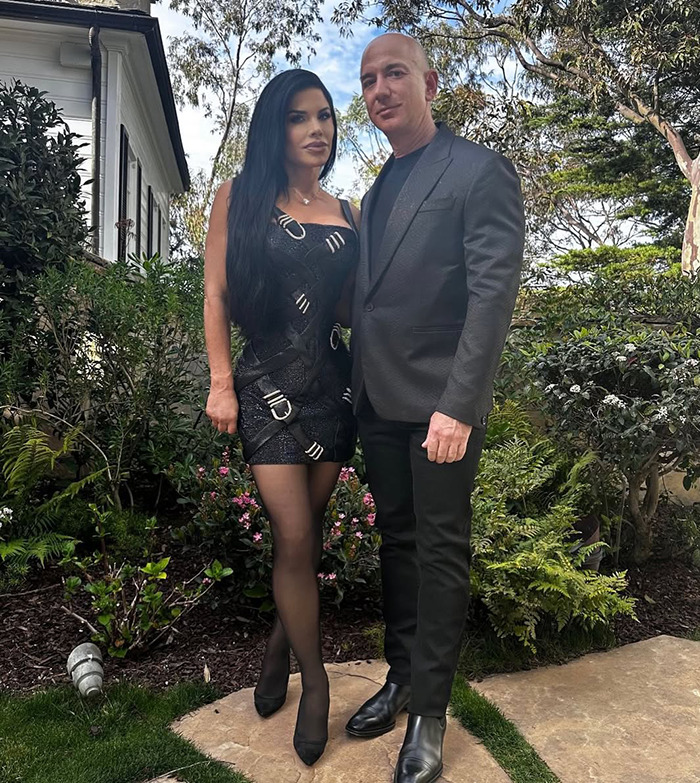 Jeff Bezos' Fianc&eacute;e Shares Cryptic Post About "Mistakes" Following Awkward Interview