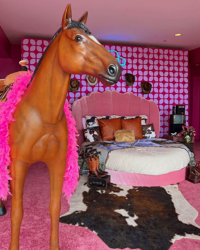 Barbie’s Malibu Dreamhouse , Ken’s Way In Malibu