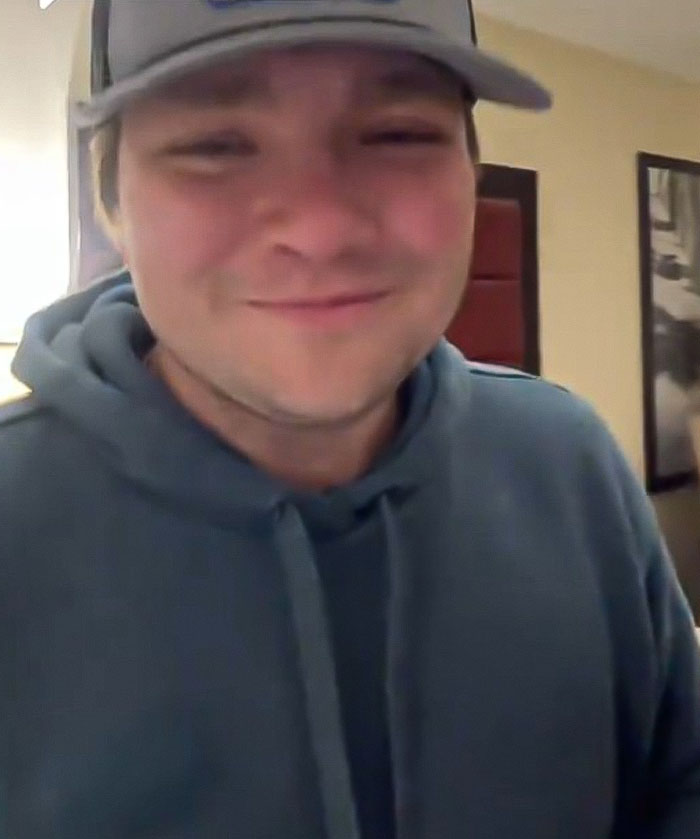 &ldquo;Life Happens&rdquo;: Wife Left At The Airport After Husband Gets Her Birthday Wrong On Plane Ticket