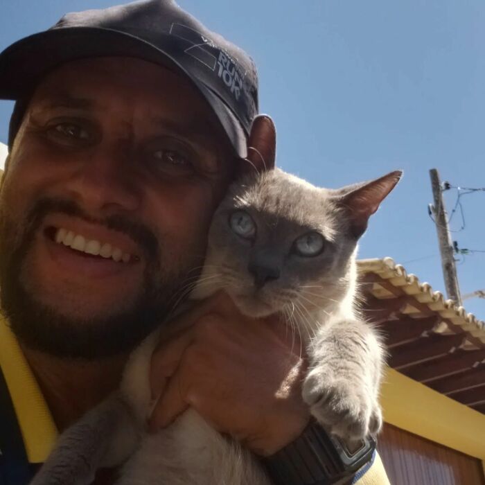Mailman Takes Selfies With Every Animal That He Befriends While On His Job, And Here Are The Newest 44 Photos