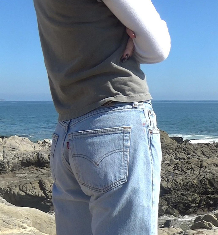 "Zero Forms Of Etiquette Exist": Viral Photo Of Gen Z Women Sparks Heated Fashion Debate "Zero Forms Of Etiquette Exist": Viral Photo Of Gen Z Women Sparks Heated Fashion Debate