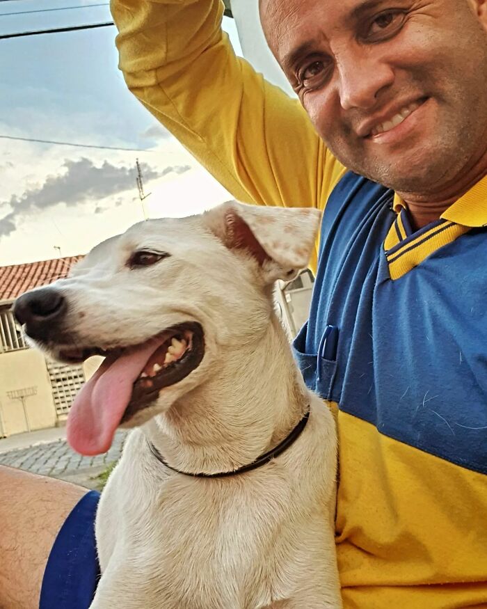 Mailman Takes Selfies With Every Animal That He Befriends While On His Job, And Here Are The Newest 44 Photos