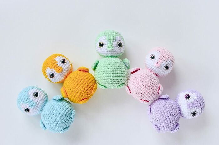 Chillin’ With The Cutest – These Penguins Are Ready To Celebrate The Season!