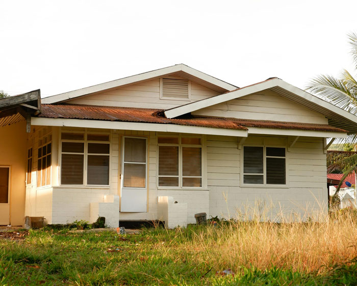 “She Thought Our Home Life Was Insane”: 30 People Share Their Weirdest Childhood Home Rules