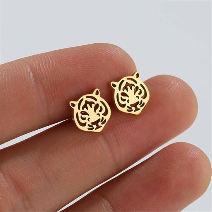  These Small But Mighty Tiger Earrings Make A Fierce Statement