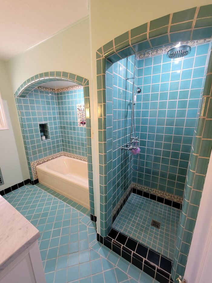 Art Deco Bath Complete!