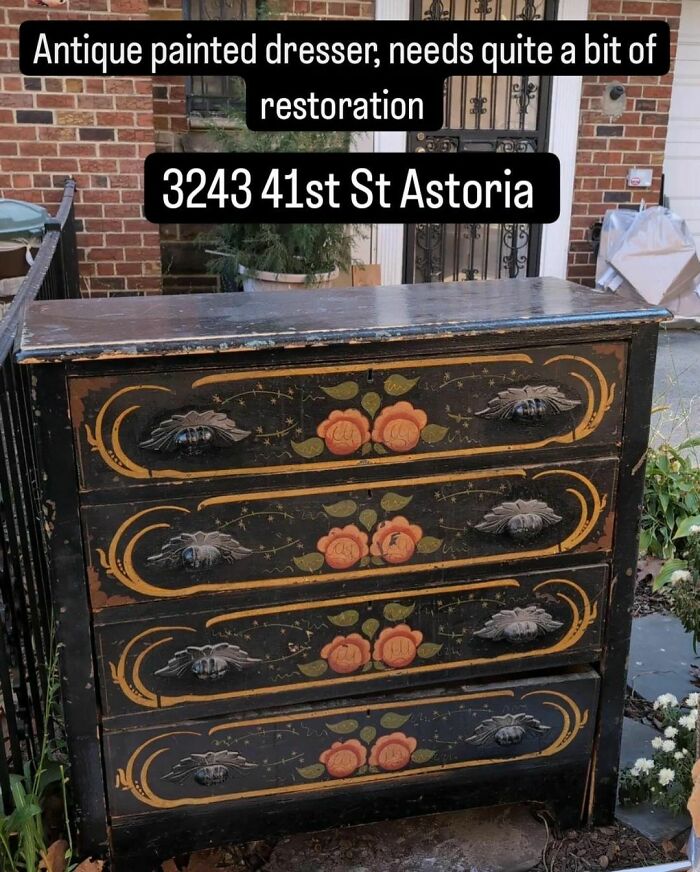 Antique painted dresser left on curb for others to find, requires restoration.