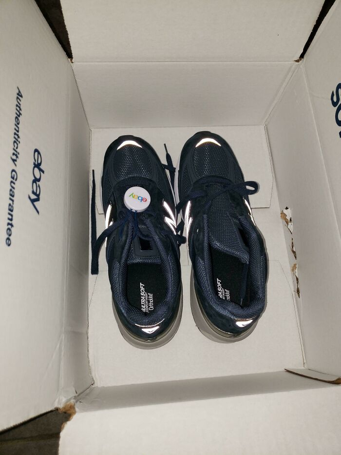 Ordered Shoes On Ebay And Received 2 Right Shoes