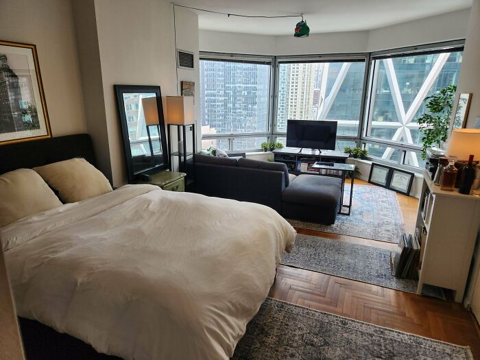 My (36m) Studio Apartment In Midtown NYC