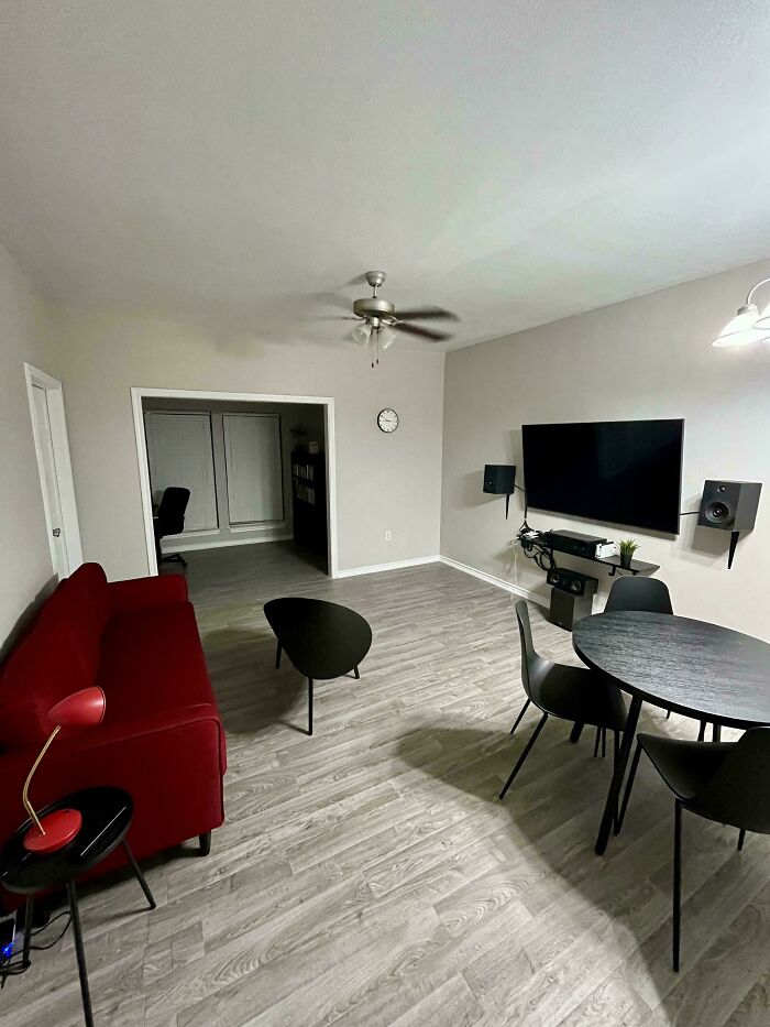 Girl I Had Over Told Me “It Looks Like A Pimp Lives Here”