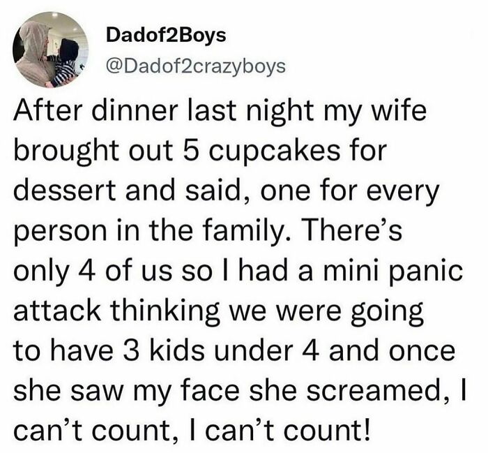 Screenshot of a hilarious tweet about cupcakes and family, featured among 100 of the most hilarious tweets on Instagram.