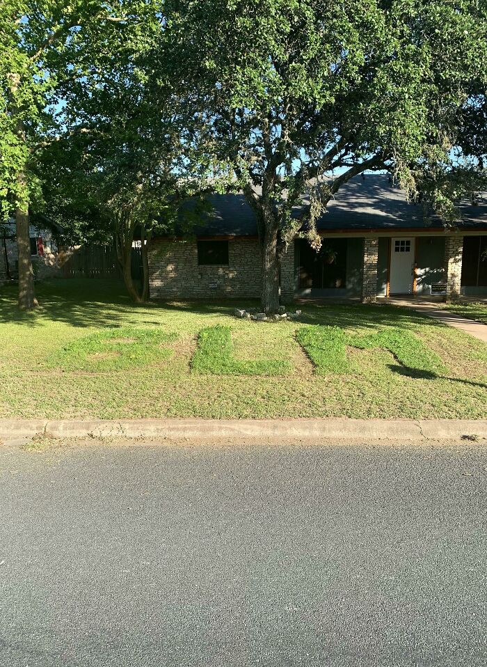 My Neighbor Had His Black Lives Matter Sign Stolen, So He Did This