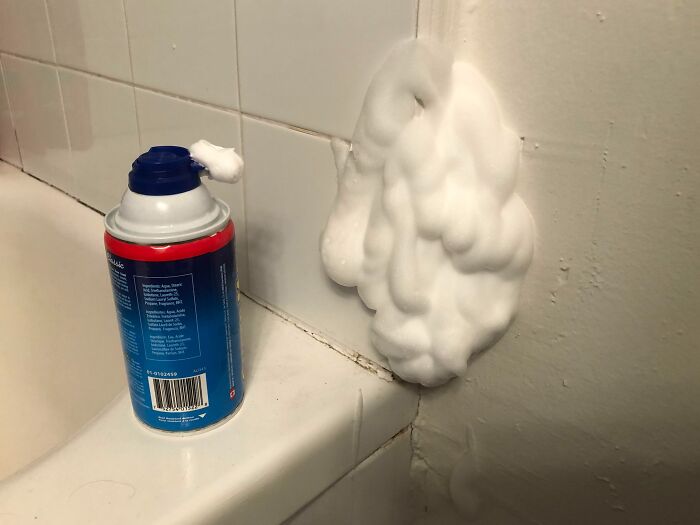 How My Girlfriend ‘Handled’ A Spider, And Is Too Scared To Clean It Up