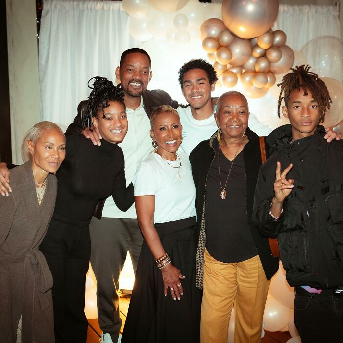 &ldquo;What's Going On With Her?&rdquo;: Jada Pinkett Smith Worries Fans As She Looks &ldquo;Ill&rdquo; With Will Smith