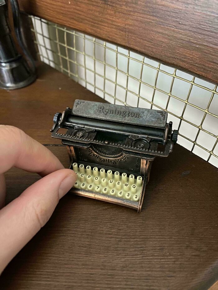 What Is This, A Typewriter For Literate Ants?
