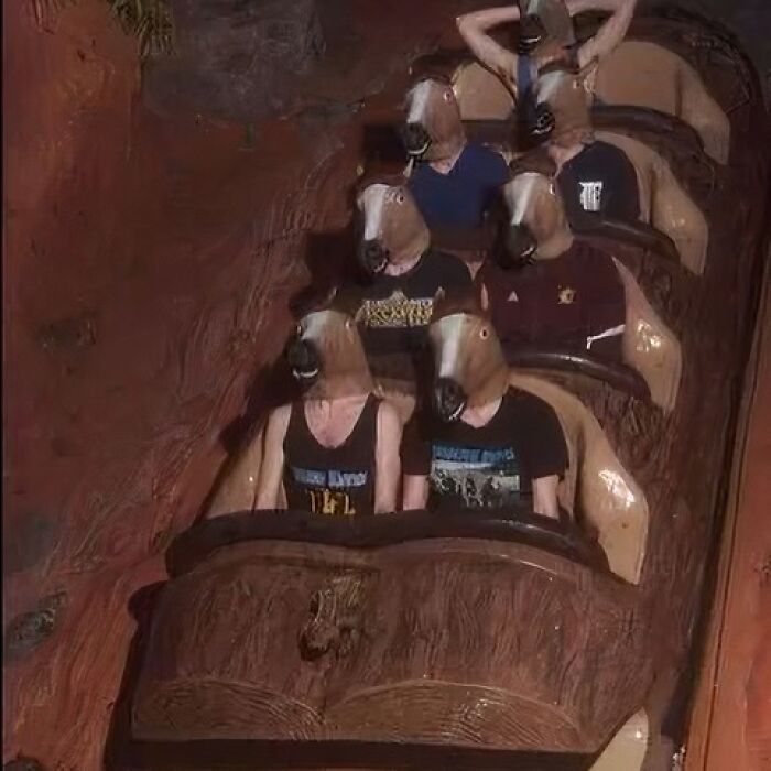 50 Of The Most Cursed Images For People Who Have A Higher Tolerance For Weirdness