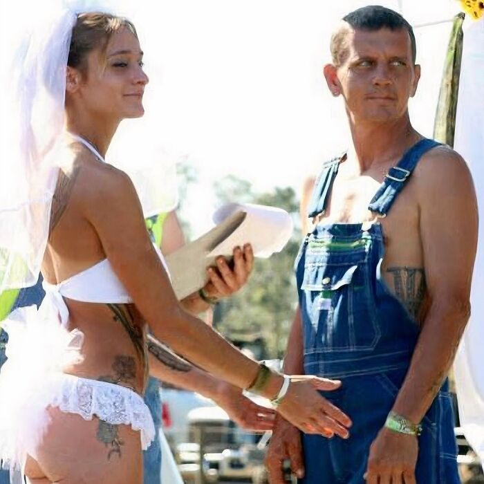 50 Of The Most Cursed Images For People Who Have A Higher Tolerance For Weirdness