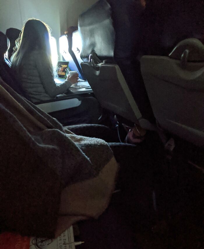 On My Flight Home For Thanksgiving, This Couple Had Their Window Shade Up And A Kids Show Playing On A Tablet Without Headphones, Both Prior To 7 Am