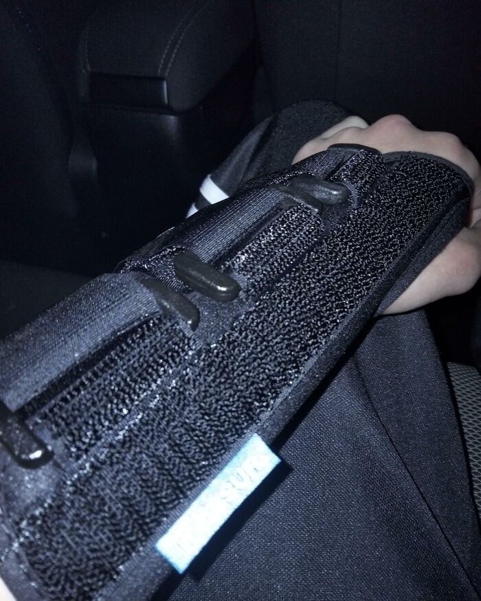 Broke My Wrist, Happy Thanksgiving Everyone