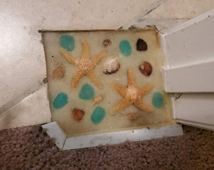 They Ran Out Of Tiles When Renovating And Created This Monstrosity