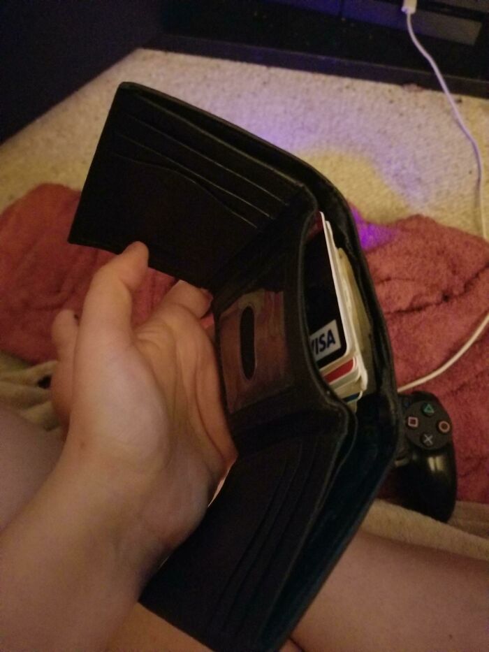 My Boyfriend Doesn't Use The Card Slots In His Wallet