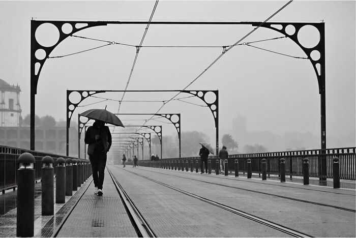 The Art Of The Ordinary: Mary Crnkovic Pilas’ Street Photography