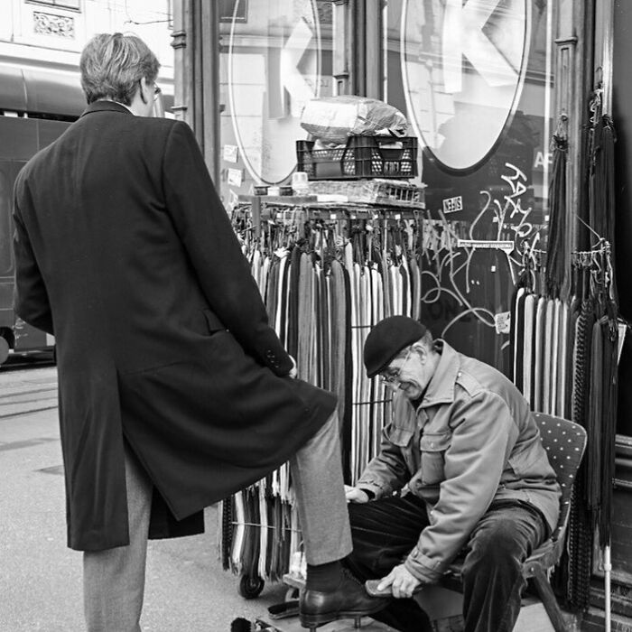 The Art Of The Ordinary: Mary Crnkovic Pilas’ Street Photography