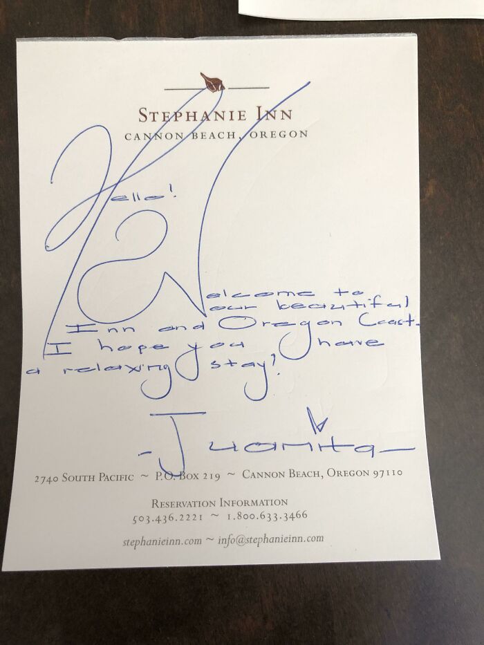 Handwritten welcome note from Stephanie Inn, showcasing beautifully crafted handwriting on hotel stationery.