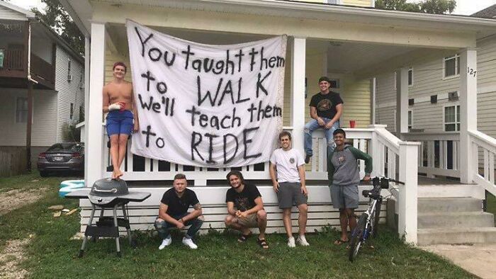 This Frat’s Sign During Parent’s Weekend