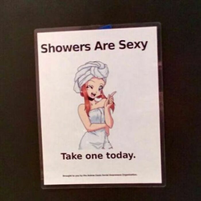 Notice At Anime Convention Due To Attendees' Body Odor