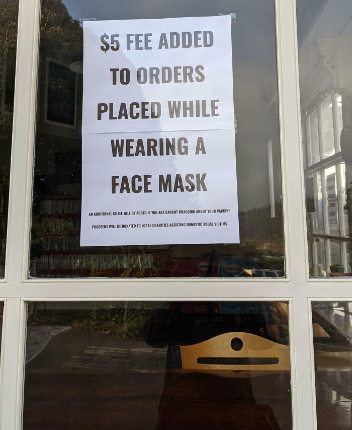 Anti Maskers In Mendocino, Ca. "Land Of The Free Signs On The Other Windows And A Menu Of Cheeseburger, Fries, Coke. 'Merica! 
